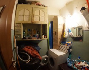Apartament 3 camere decomandat, zona Kaufland