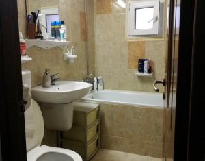 Apartament 3 camere, etaj intermediar, Floresti