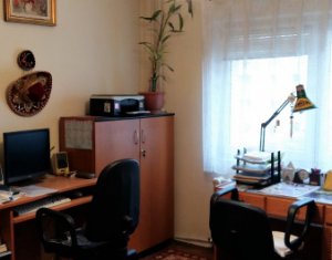 Apartament 4 camere, etaj intermediar, garaj, Manastur