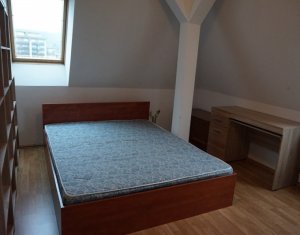 Apartament de 3 camere pe 2 niveluri in Buna Ziua 