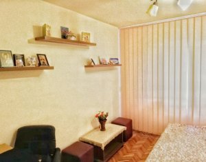Vanzare apartament cu 3 camere in Manastur zona Sirena