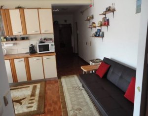 Vanzare apartament 3 camere, situat in Floresti, zona Eroilor