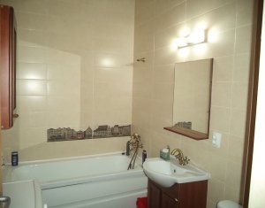 Apartament cu 2 camere, Centru, zona Traian