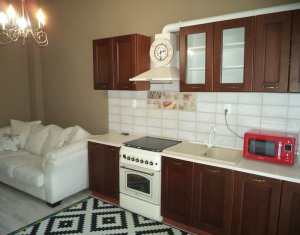 Apartament cu 2 camere, Centru, zona Traian