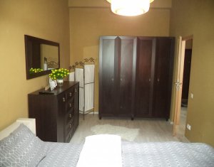 Apartament cu 2 camere, Centru, zona Traian