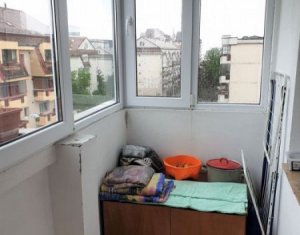 Vanzare apartament cu 3 camere in Zorilor, cu garaj