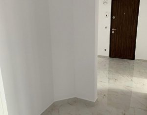Vanzare apartament 4 camere, superfinisat,  complet renovat recent, Manastur