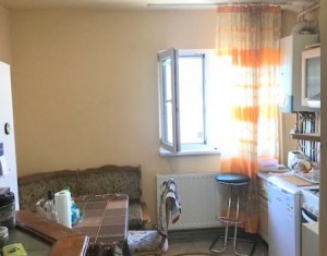 Oferta vanzare apartament 3 camere decomandate, boxa demisol, zona OMV Marasti