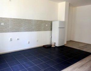 Vanzare apartament cu 2 camere in Floresti, finisat modern, strada Eroilor