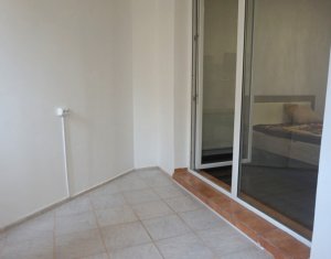 Vanzare apartament cu 2 camere, partial finisat, strada Porii, Floresti 