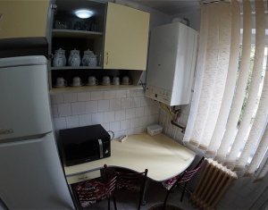 Appartement 3 chambres à vendre dans Cluj-napoca, zone Manastur