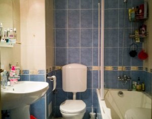 Appartement 3 chambres à vendre dans Cluj-napoca, zone Manastur