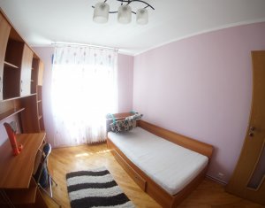 Appartement 3 chambres à vendre dans Cluj-napoca, zone Zorilor