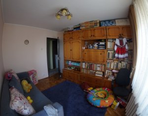 Appartement 3 chambres à vendre dans Cluj-napoca, zone Zorilor