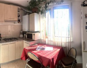 Vindem apartament cu o camera, 37 mp, mobilat, utilat, cartier Intre Lacuri