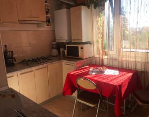 Vindem apartament cu o camera, 37 mp, mobilat, utilat, cartier Intre Lacuri