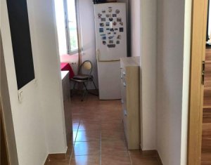 Vindem apartament cu o camera, 37 mp, mobilat, utilat, cartier Intre Lacuri