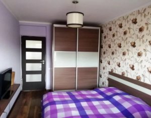 Vanzare apartament 4 camere, situat in Floresti, zona Tautiului