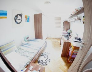 Vanzare apartament 2 camere decomandat,cartierul Manastur,,zona verde,linistita