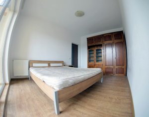 Apartament decomandat, zona linistita, 56mp, parcare cu C.F. Floresti