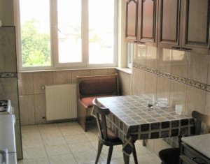 Apartament 3 camere, Facultatea de Litere, zona Horea