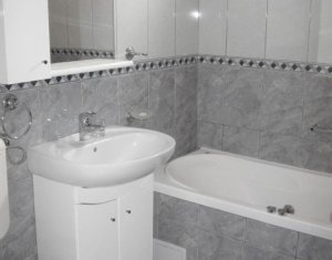 Apartament 3 camere, Facultatea de Litere, zona Horea