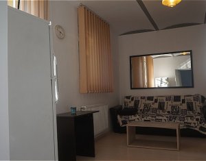 Apartament cu 1 camera decomandat, Zona SEMICENTRALA