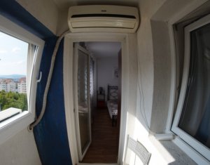 Apartament o camera decomandat 38mp, strada Calea Turzii cu garaj subteran