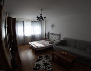 Apartament o camera decomandat 38mp, strada Calea Turzii cu garaj subteran