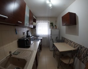 Apartament o camera decomandat 38mp, strada Calea Turzii cu garaj subteran