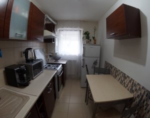 Apartament o camera decomandat 38mp, strada Calea Turzii cu garaj subteran