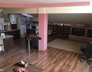 Appartement 4 chambres à vendre dans Cluj-napoca, zone Zorilor