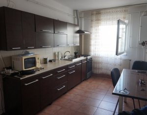 Apartament 3 camere decomandat, 2 balcoane, in Marasti, zona Aurel Vlaicu