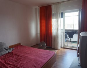Apartament 3 camere decomandat, 2 balcoane, in Marasti, zona Aurel Vlaicu