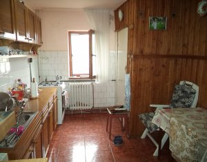 Apartament cu 3 camere, Mogosoaia, Manastur