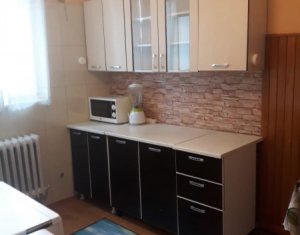 Apartament 2 camere decomandate, 50 mp, balcon, etaj 3/4, zona Iulius Mall