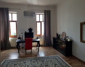 Apartament 4 camere, Piata Mihai Viteazu, 136 mp