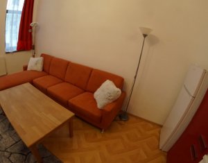 Apartament cu 2 camere, decomandat, Centru, 60mp