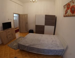 Apartament cu 2 camere, decomandat, Centru, 60mp