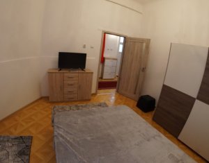 Apartament cu 2 camere, decomandat, Centru, 60mp