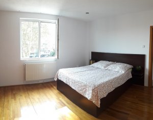 Appartement 4 chambres à vendre dans Cluj-napoca, zone Zorilor