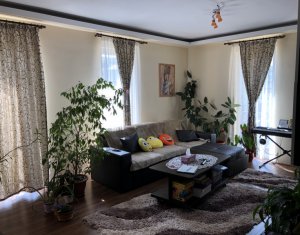 Vanzare apartament 2 camere, situat in Floresti, zona Porii
