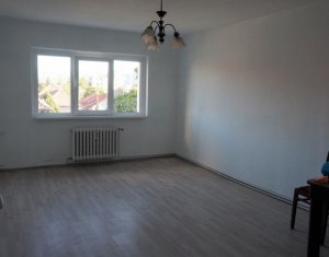 Apartament 2 camere decomandate, finisat, etaj intermediar, Intre Lacuri 