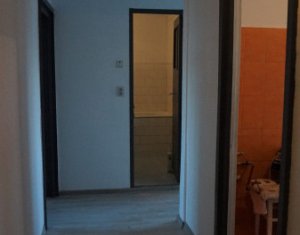 Apartament 2 camere decomandate, finisat, etaj intermediar, Intre Lacuri 