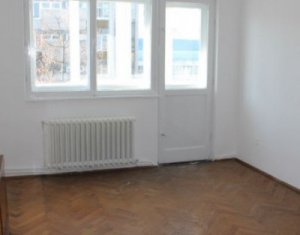 Appartement 3 chambres à vendre dans Cluj-napoca, zone Manastur