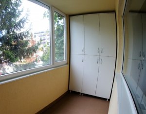 Apartament cu 3 camere decomandate, 82 mp, zona Gradini Manastur