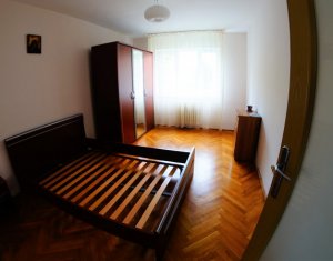 Apartament cu 3 camere decomandate, 82 mp, zona Gradini Manastur