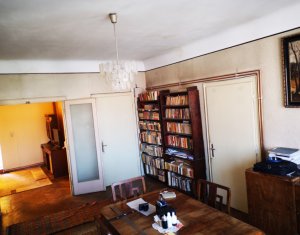 Appartement 4 chambres à vendre dans Cluj-napoca, zone Centru