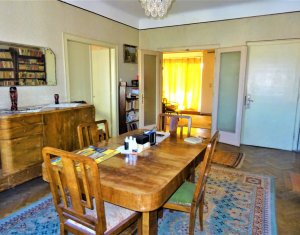 Apartment 4 rooms for sale in Cluj-napoca, zone Centru