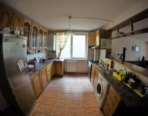 Appartement 3 chambres à vendre dans Cluj-napoca, zone Zorilor